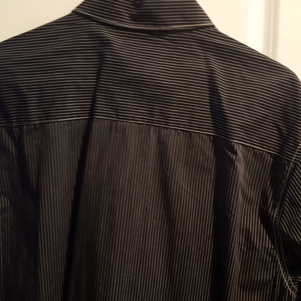 Shirt - Picture 3 of 3